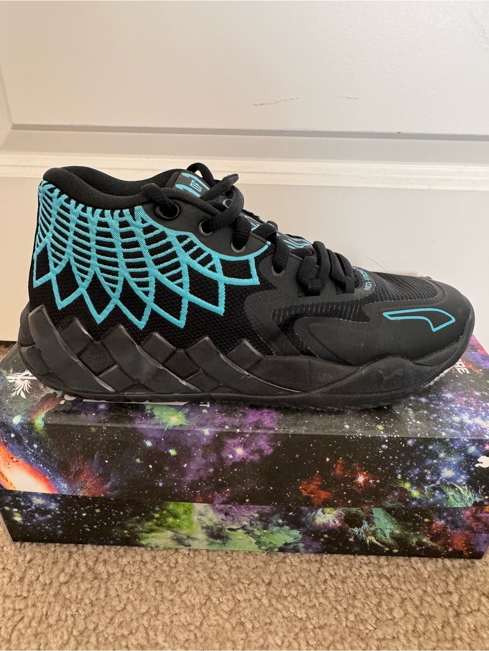 PUMA LaMelo Ball MB1 Men’s Basketball Shoe - Size 8.5